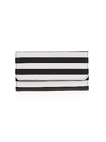 Kut from the Kloth Wallet (view 1)