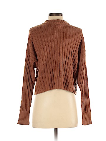 American Eagle Outfitters Pullover Sweater (view 2)