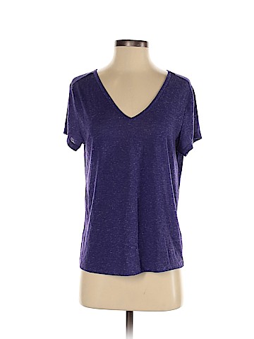Victoria's Secret Short Sleeve T-Shirt (view 1)
