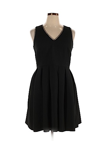 Donna Morgan Casual Dress (view 1)