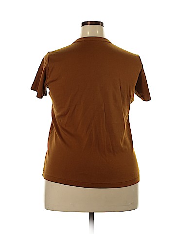 Uniqlo Short Sleeve T-Shirt (view 2)