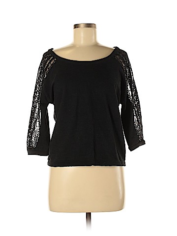 American Eagle Outfitters 3/4 Sleeve Top (view 1)