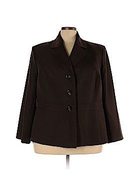 Suit Studio Size 24 Plus