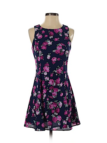 Forever 21 Casual Dress (view 1)