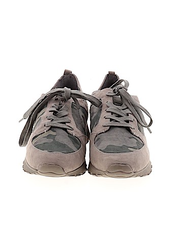 G.I.L.I. Got It Love It Sneakers (view 2)