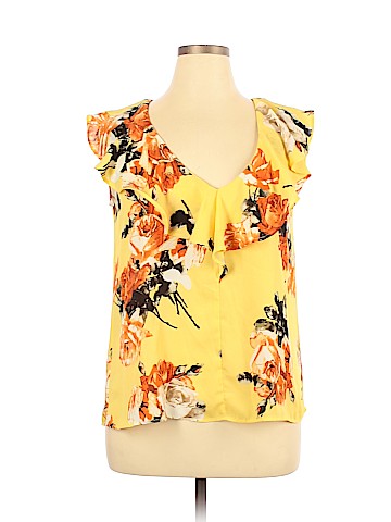W5 Sleeveless Blouse (view 1)
