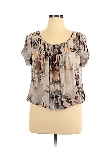 a.n.a. A New Approach Short Sleeve Blouse (view 1)