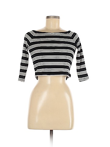 Forever 21 Pullover Sweater (view 1)