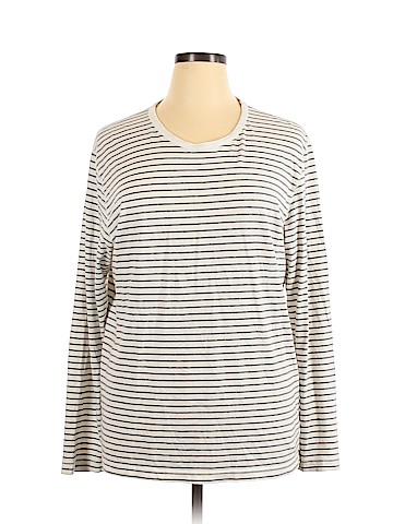 Old Navy Long Sleeve T-Shirt (view 1)