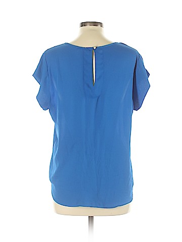 Lily White Short Sleeve Blouse (view 2)