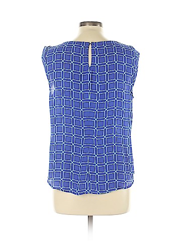 Candie's Short Sleeve Blouse (view 2)