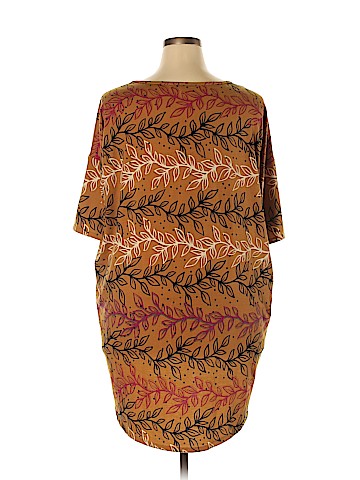 Lularoe Short Sleeve T-Shirt (view 2)