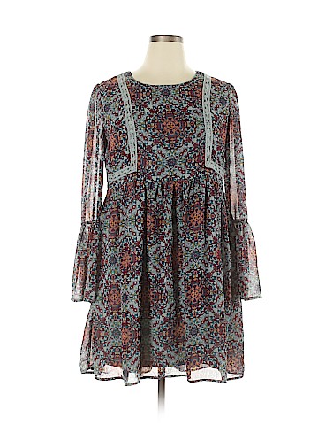 Xhilaration Casual Dress (view 1)