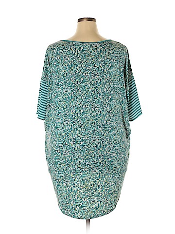 Lularoe Short Sleeve T-Shirt (view 2)