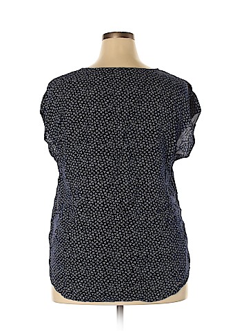 Old Navy Short Sleeve Blouse (view 2)