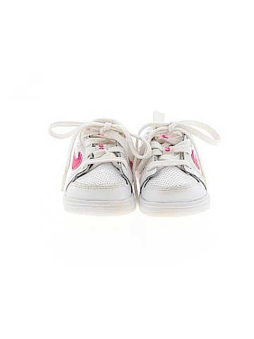 Nike Sneakers (view 2)