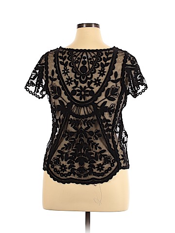 Xhilaration Short Sleeve Top (view 2)