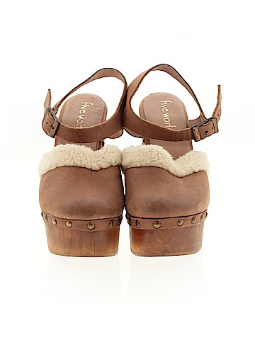 Five Worlds Heels (view 2)