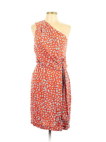 Diane von Furstenberg Casual Dress (view 1)
