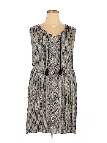 Ava & Viv Casual Dress (view 1)