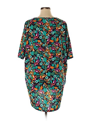 Lularoe Short Sleeve T-Shirt (view 2)