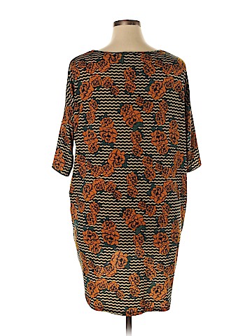 Lularoe Short Sleeve T-Shirt (view 2)