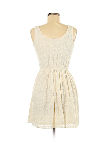 Mossimo Casual Dress (view 2)