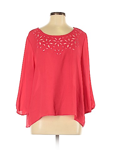 Eyeshadow 3/4 Sleeve Blouse (view 1)