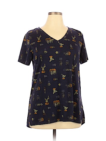 Lularoe Short Sleeve T-Shirt (view 1)