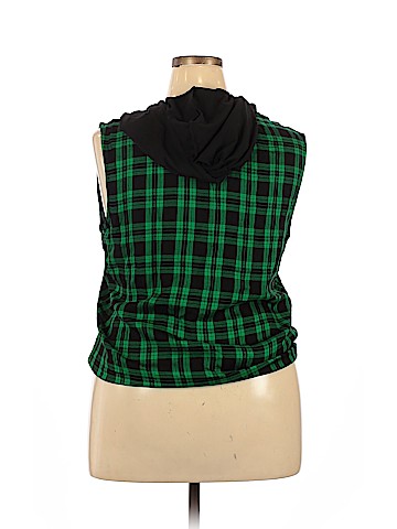 No Boundaries Sleeveless Button-Down Shirt (view 2)