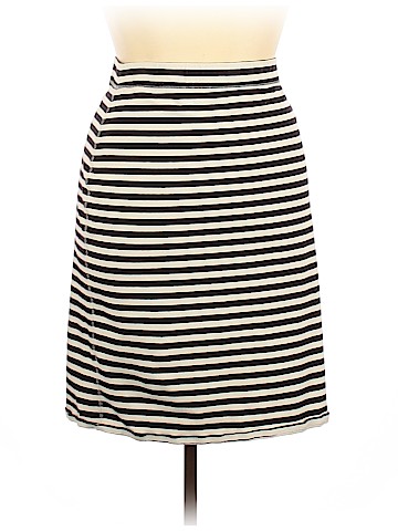 Old Navy Casual Skirt (view 1)