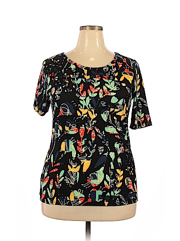 Lularoe Short Sleeve T-Shirt (view 1)