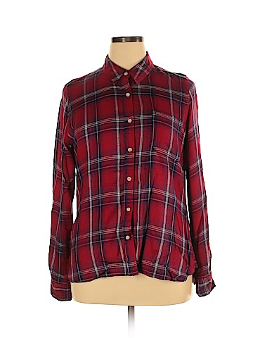 Mossimo Supply Co. Long Sleeve Button-Down Shirt (view 1)