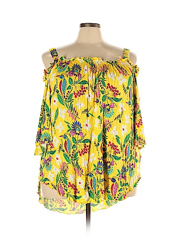 Melissa McCarthy Seven7 Short Sleeve Top (view 1)