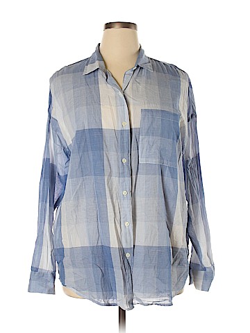 Old Navy Long Sleeve Button-Down Shirt (view 1)