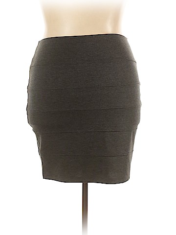 Forever 21 Casual Skirt (view 2)