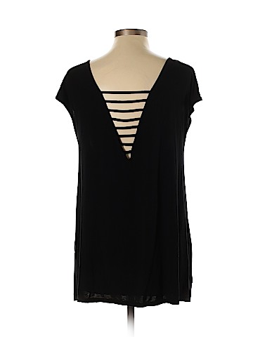 American Eagle Outfitters Short Sleeve Top (view 2)