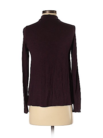 American Eagle Outfitters Long Sleeve Top (view 2)