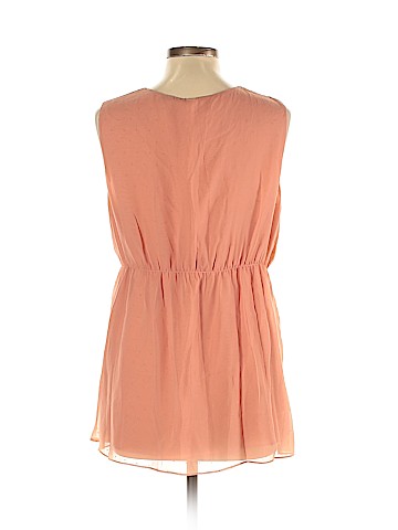 Robbi & Nikki Sleeveless Blouse (view 2)