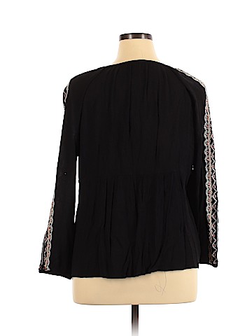 Old Navy 3/4 Sleeve Blouse (view 2)