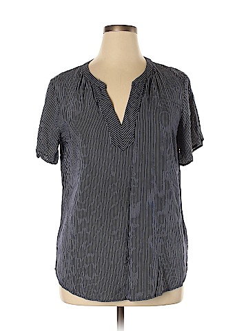 Old Navy Short Sleeve Blouse (view 1)