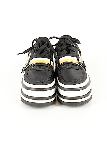 Nike Sneakers (view 2)