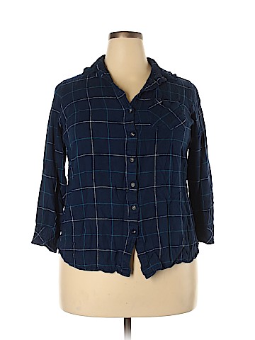 Ava & Viv Long Sleeve Button-Down Shirt (view 1)