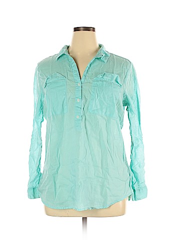Old Navy Long Sleeve Button-Down Shirt (view 1)