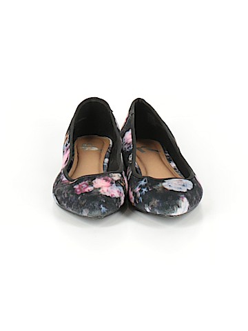 REPORT Flats (view 2)