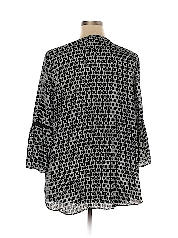 Eyeshadow 3/4 Sleeve Blouse (view 2)