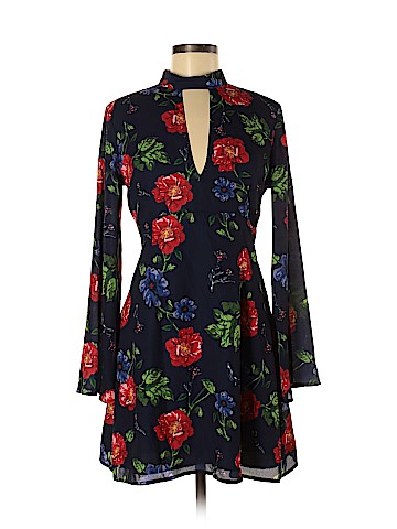 Romeo & Juliet Couture Casual Dress (view 1)