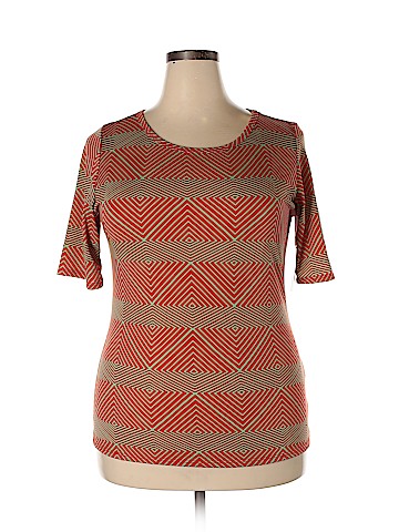 Lularoe Short Sleeve T-Shirt (view 1)