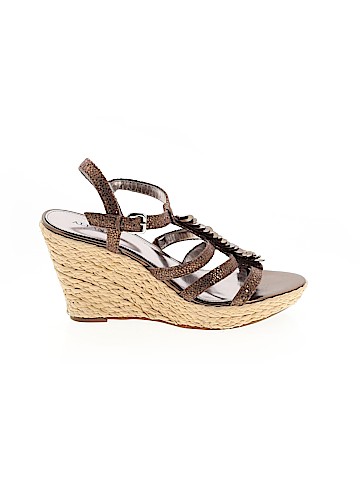 Alfani Wedges (view 1)
