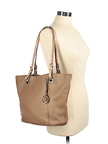 MICHAEL Michael Kors Leather Shoulder Bag (view 2)